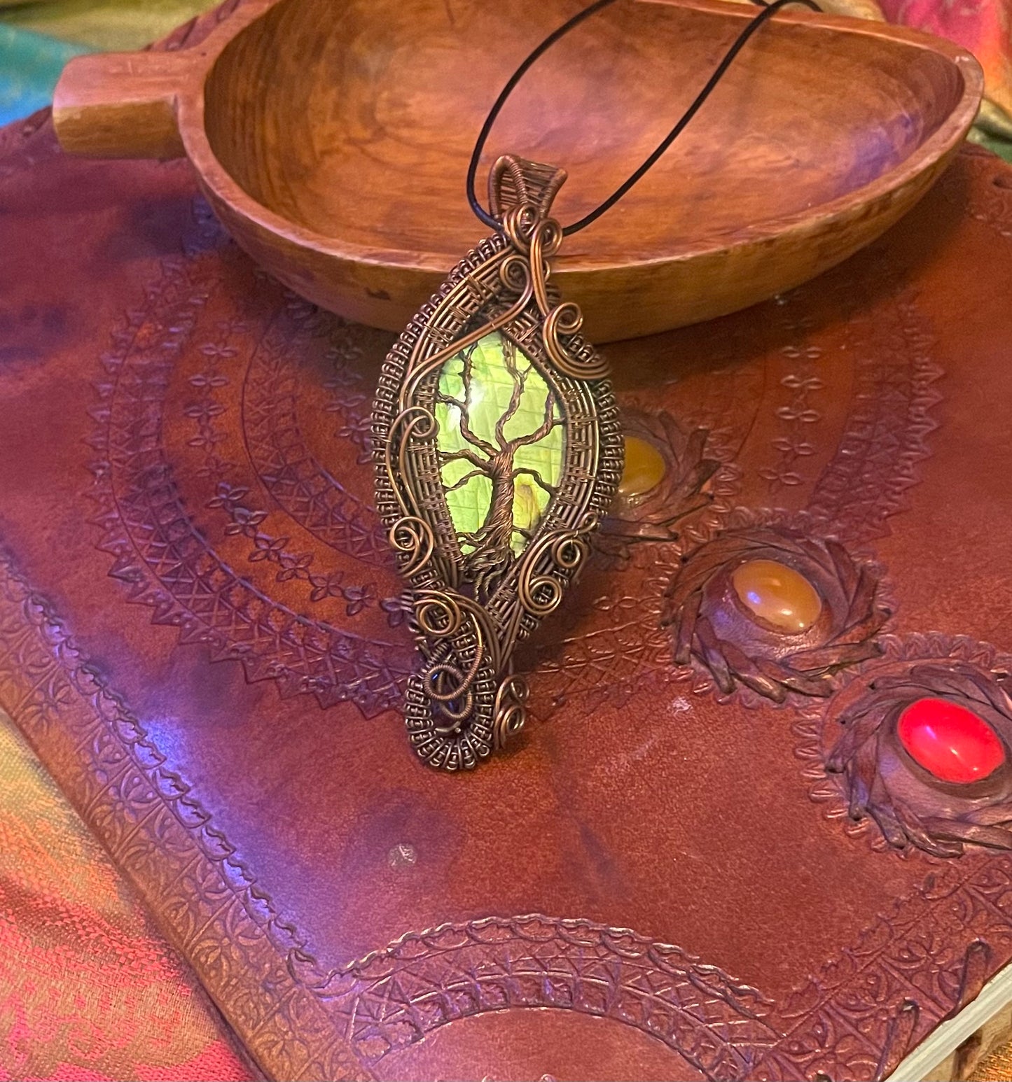 Labradorite tree of life statement pendant